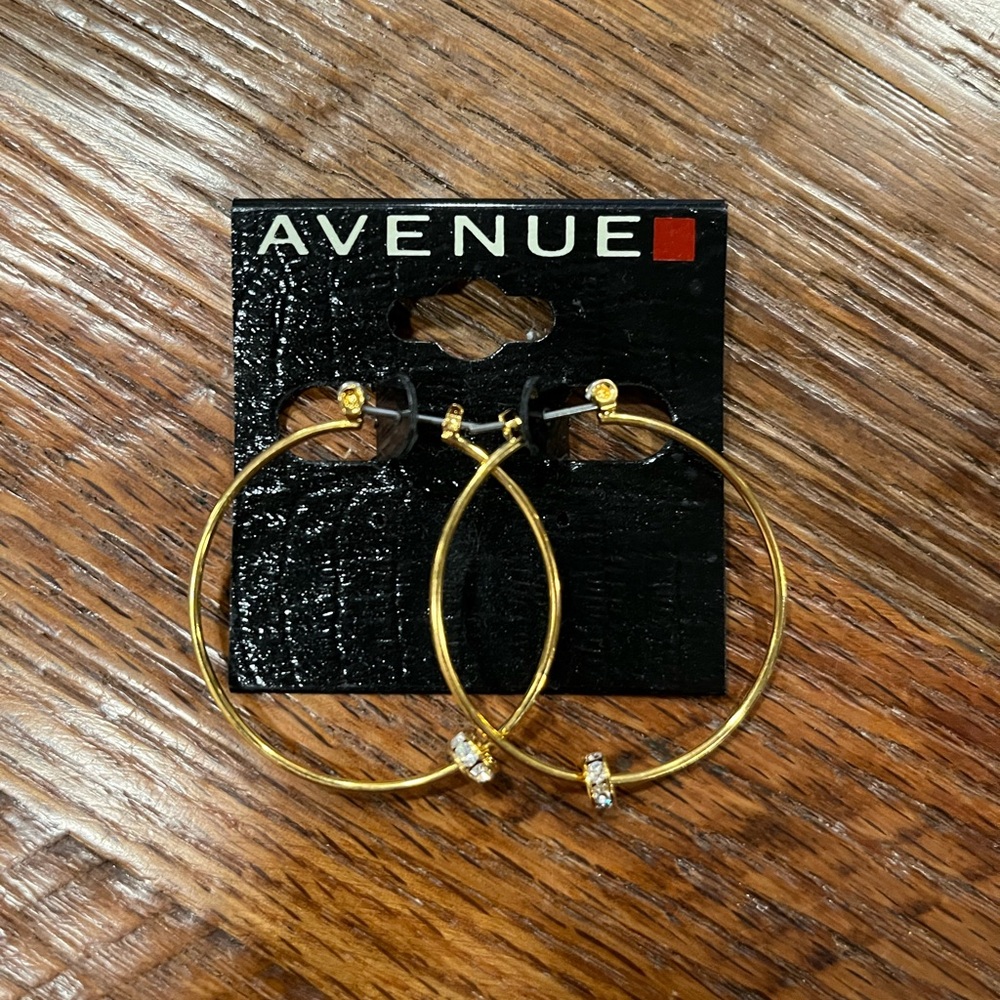 Avenue Hoop Earings, COSTUME Gold Hoop with Diamond Charm